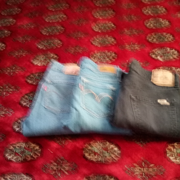 Ladies Levi's skinny and bootcut - Picture 2 of 5